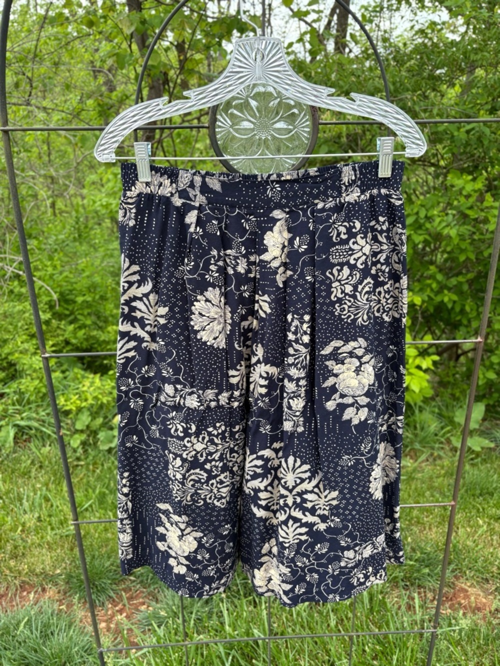 Vintage Norton McNaughton Navy Cream Floral Midi Skirt Elastic Waist Flowy 10P